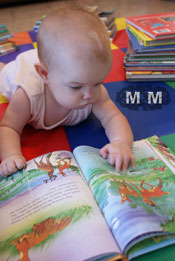 little-sister-reading-books