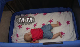 babybjorn-travel-crib-6-month-old-baby
