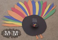 thanksgiving-craft-turkey-with-feathers