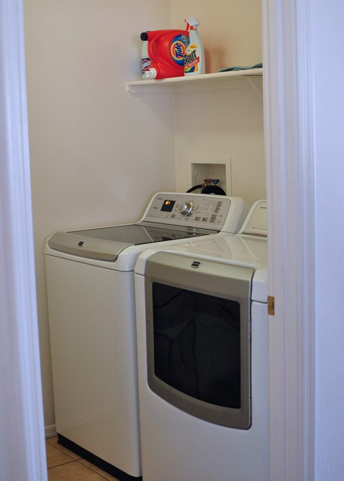 Laundry Room Tour #MaytagMoms 1