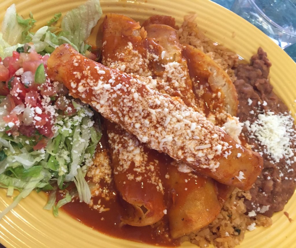 red-chile-enchilada-platter-rancho-del-zocalo