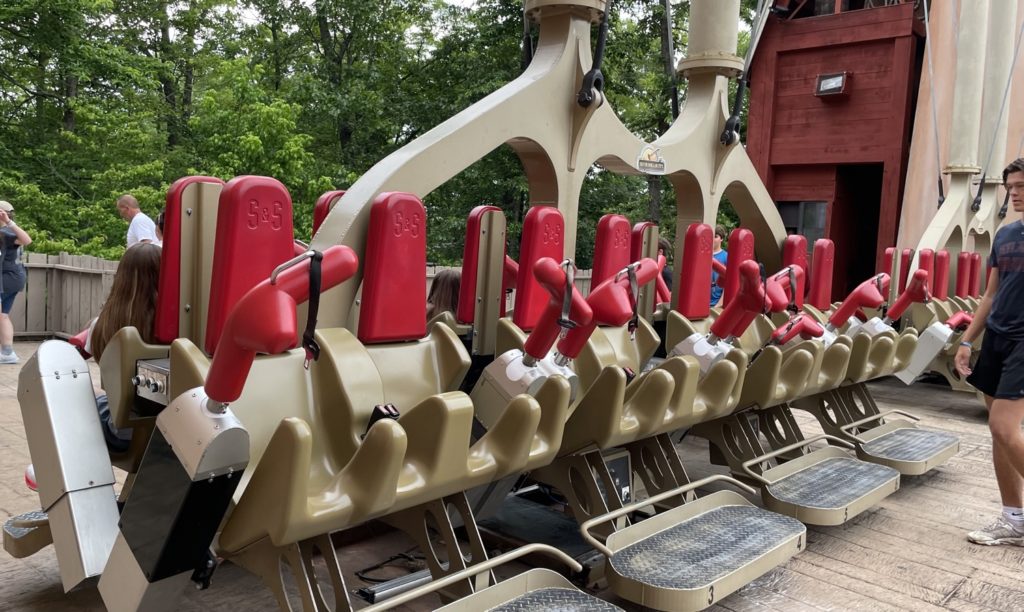 Travel With Kids: Silver Dollar City 43