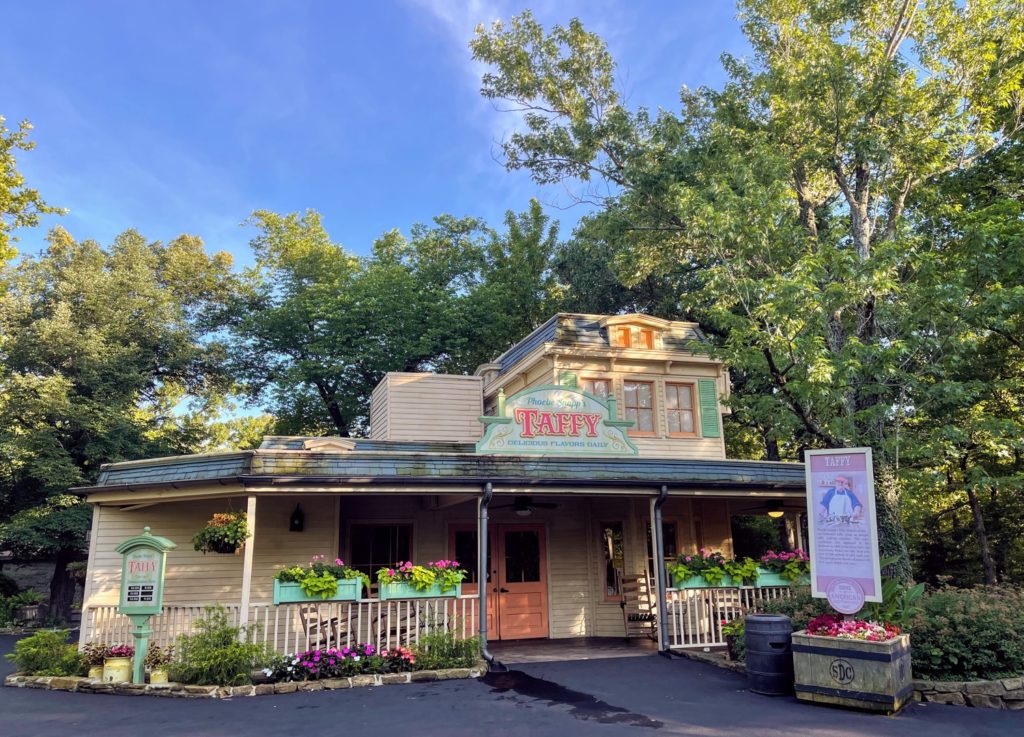 Travel With Kids: Silver Dollar City 91