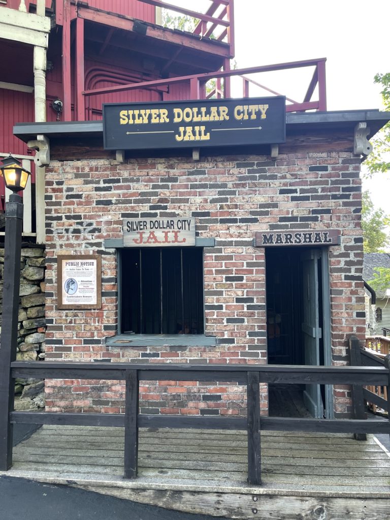 Travel With Kids: Silver Dollar City 31